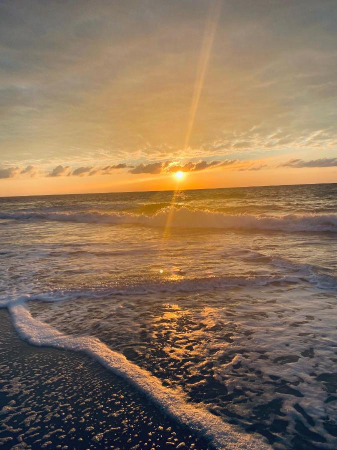 1726 Ocean View Galore Pet Friendly Apartment *